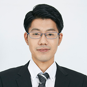 足立 悠海